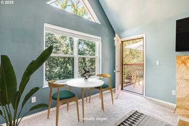 Affordable West Facing top floor city living! Desirable