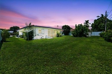 Welcome to this charming single-story residence in Country Club - photo 22