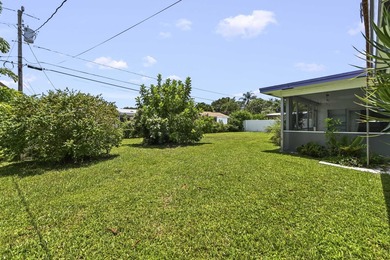 Welcome to this charming single-story residence in Country Club - photo 25