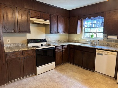 Waterfront living at its best! 155 Scenic Drive, Eufaula, AL- - photo 4