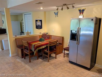 Welcome home to this gorgeous Colonial featuring 3,212 square - photo 36