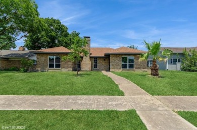 Lake Home Sale Pending in Rowlett, Texas