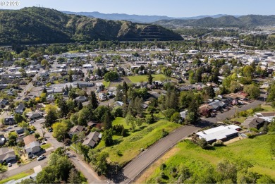 South Umpqua River Lot For Sale in Roseburg Oregon