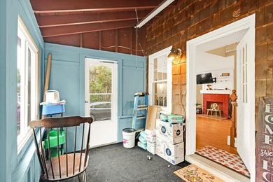 Low tax Alton says total renovation 2009/2010. This home offers - photo 22