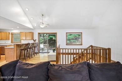 Large mountain lodge offering the perfect blend of four-season - photo 25