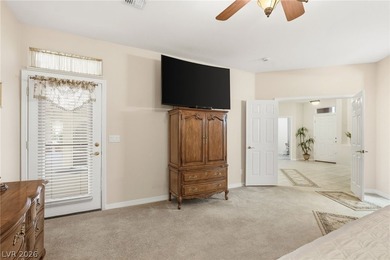 Immaculate!! Single story Cottage Hill home, NO HOA. 3 car - photo 26