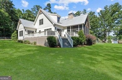 BEAUTIFUL Lake Sinclair home! This property has 300+/- water - Lake Home For Sale in Eatonton, Georgia