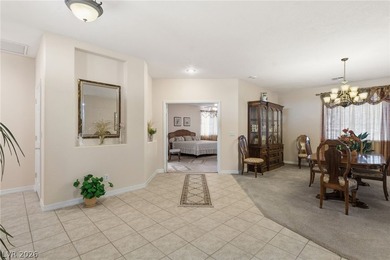 Immaculate!! Single story Cottage Hill home, NO HOA. 3 car - photo 32