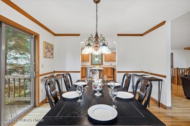Large mountain lodge offering the perfect blend of four-season - photo 35