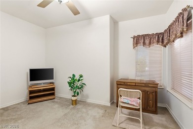 Immaculate!! Single story Cottage Hill home, NO HOA. 3 car - photo 36