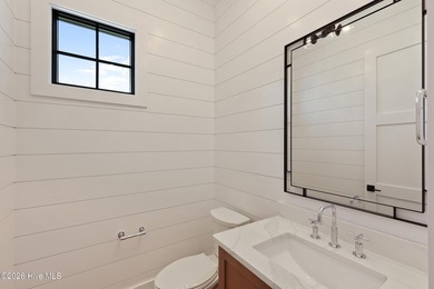 Luxury, location, and low-maintenance living come together - photo 42