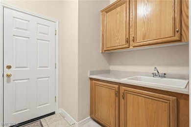 Immaculate!! Single story Cottage Hill home, NO HOA. 3 car - photo 48