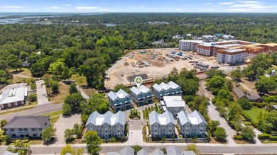Luxury, location, and low-maintenance living come together - photo 57