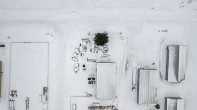 Capitalize on location and expand or start your business in - photo 22
