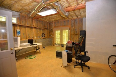 Big price reduction on two lots and potential 4 bedroom housee - photo 26