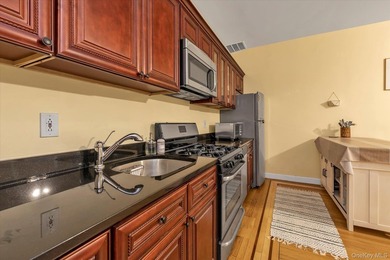 IT' S TIME TO STOP RENTING...BEECHHURST TOWERS ...Historic - photo 5