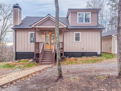 HIGHLY MOTIVATED SELLERS! Welcome to this stunning modern - photo 1