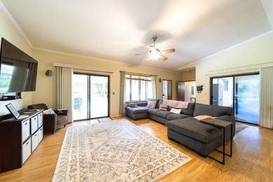 Discover the perfect blend of comfort and tropical abundance in - photo 5