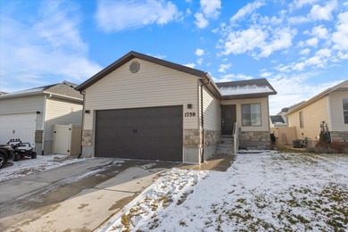 Utah Lake Home For Sale in Eagle Mountain Utah