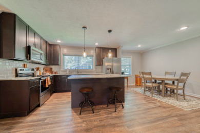 Updated 3/2 Adorable Home plus SHOP!! - photo 15