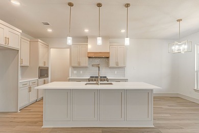 Additional listing photo 2