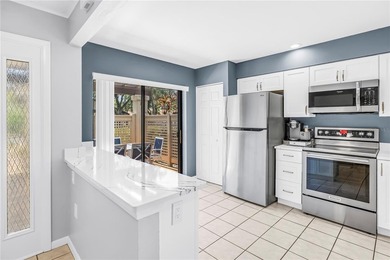 Enjoy carefree Florida living in this turnkey-furnished - photo 3