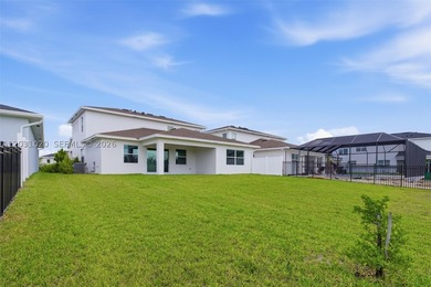 BRAND NEW - NEVER LIVED IN! MOVE-IN READY! Exceptional - photo 5