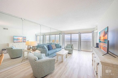 PRICED READY TO SELL!! Welcome to this beautifully updated 2 bed - photo 11