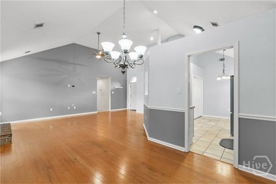 This move in ready 3 bedroom, 2 bath home located in the Berwick - photo 13