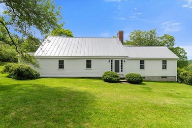 The Dexter Road Farmhouse, Circa 1800 In 1922, poet laureate and - photo 17