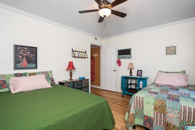 Beautiful 2 bedroom, 2 bath condo with a BONUS ROOM located on - photo 18