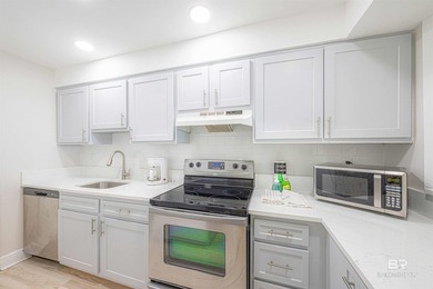 PRICED READY TO SELL!! Welcome to this beautifully updated 2 bed - photo 19