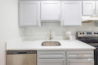 PRICED READY TO SELL!! Welcome to this beautifully updated 2 bed - photo 21