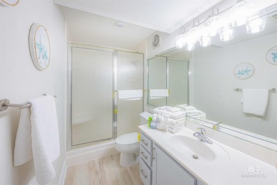 PRICED READY TO SELL!! Welcome to this beautifully updated 2 bed - photo 28