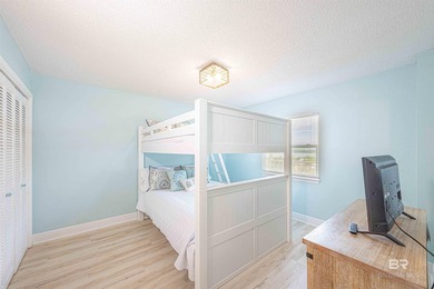 PRICED READY TO SELL!! Welcome to this beautifully updated 2 bed - photo 30