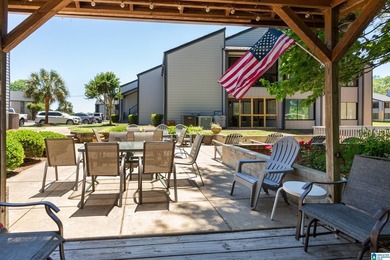 Beautiful 2 bedroom, 2 bath condo with a BONUS ROOM located on - photo 32