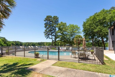 Beautiful 2 bedroom, 2 bath condo with a BONUS ROOM located on - photo 41