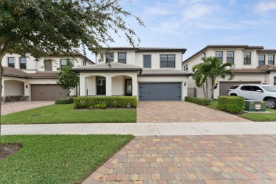 (private lake, pond, creek) Home For Sale in Lake Worth Florida