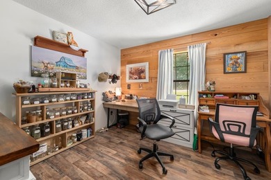 MOTIVATED SELLER!!! Charming 3 bedroom, 2 bath cottage full of - photo 7