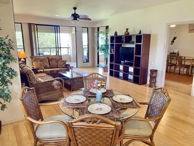 Experience the perfect combination of privacy, comfort, and - photo 5