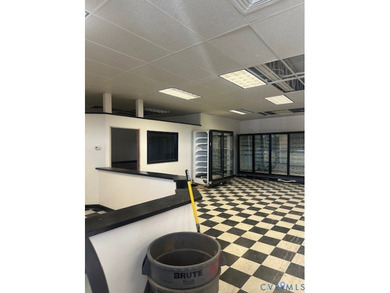 Come see this spacious retail zoned property most recently