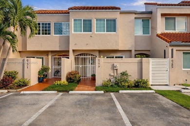 Kendale Lakes Area Townhome/Townhouse For Sale in Miami Florida
