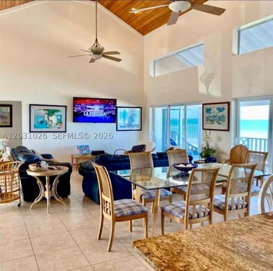 We present Casa Marina, an extraordinary oceanfront retreat - photo 9