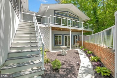 Welcome to this truly exceptional, one-of-a-kind waterfront - photo 7