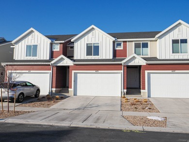 Utah Lake Townhome/Townhouse For Sale in Saratoga Springs Utah