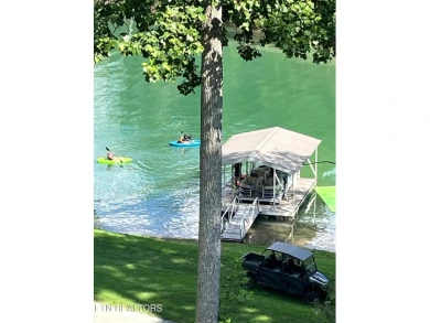 Sleeps 16-20 Norris Lake - Lake Home For Sale in La Follette, Tennessee