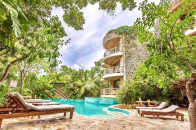 KAN CHARUN VILLA is a luxurious property offering an - photo 15