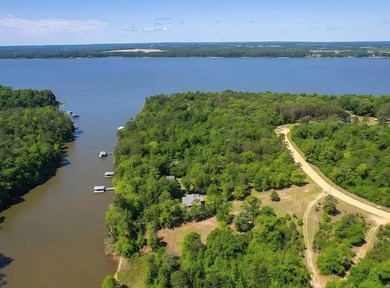 Drive into Mossy Oak Subdivision beneath beautiful pecan trees - photo 7