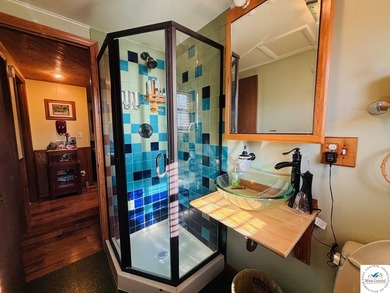 Fully Furnished 2nd Tier Lake Cabin Discover the perfect blend - photo 19