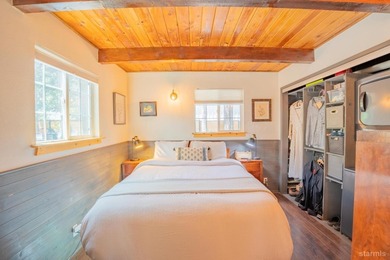 Classic Tahoe charm and modern comfort come together in this - photo 19